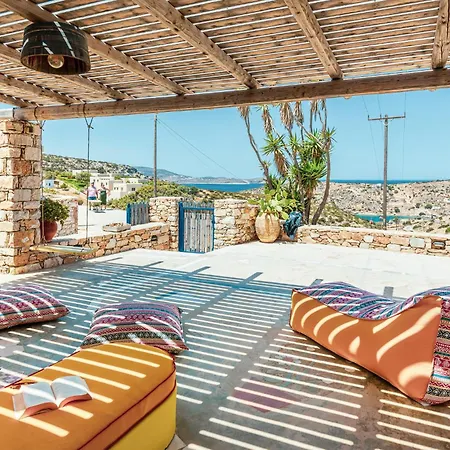 Ailouros Scenic Hébergement de vacances Schoinoussa