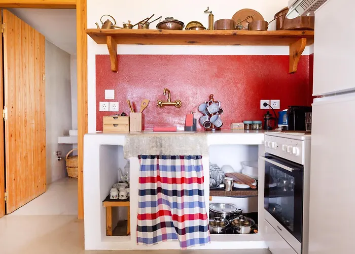 Ailouros Scenic Semesterbostad Schoinoussa