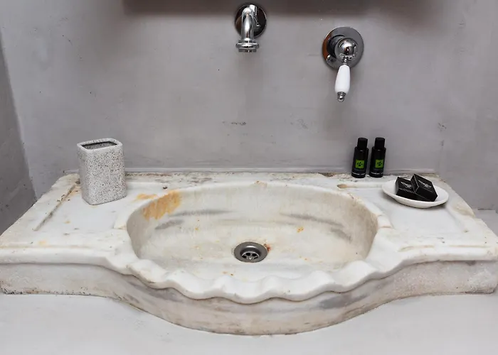 Ailouros Scenic Schoinoussa