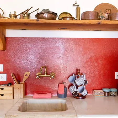 Ailouros Scenic Holiday home *