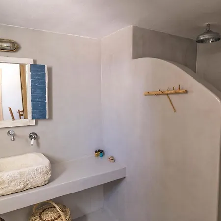 Holiday home Ailouros Scenic