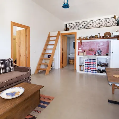 Ailouros Scenic Holiday home Schoinoussa