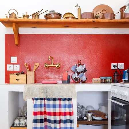 Ailouros Scenic * Schoinoussa