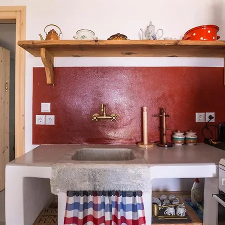 Ailouros Scenic Holiday home