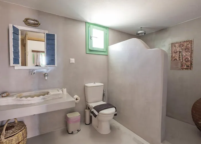 بيت للعطل Ailouros Scenic