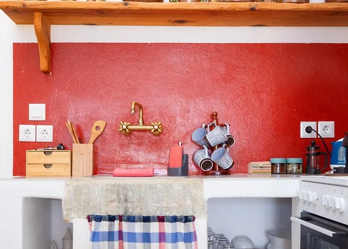 بيت للعطل Ailouros Scenic *