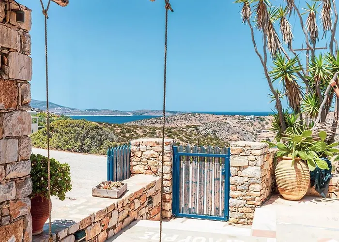 بيت للعطل Ailouros Scenic *